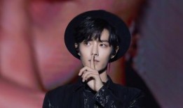 肖战最新爆料视频,揭秘幕后故事，带你走进他的真实世界