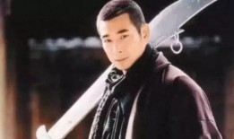 张晋爆料倒追是真的吗视频,揭秘明星恋爱背后的甜蜜故事