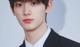 圈内爆料丁程鑫画皮,揭开明星光环背后的真实面纱