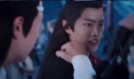 新闻诡异爆料视频播放,新闻诡异爆料引发网友热议