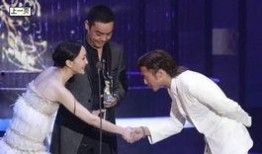 周迅八卦爆料写歌视频,独家爆料改编音乐视频，带你领略明星背后的故事
