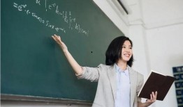 明明老师爆料学生视频,明明老师曝光学生视频引发热议