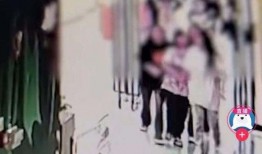 爸爸打女儿爆料视频大全,爸爸打女儿视频事件引发社会关注